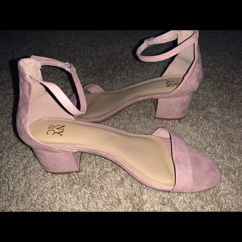 New York & Company pink wedge heal